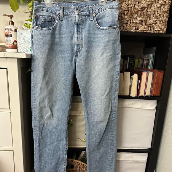 Levi's 501 Jeans - Picture 4 of 7
